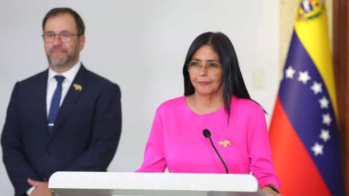 Delcy Rodríguez conmemora los 80 años de la Gran Victoria del Pueblo Chino contra la Agresión Japonesa