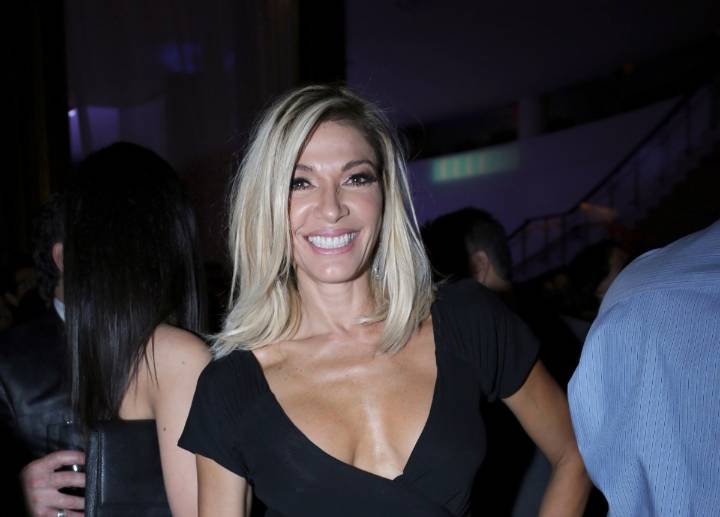 Catherine Fulop sufrió una aparatosa caída en pleno show