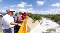 Alcaldesa de Nuevo Laredo supervisa operativo de apoyo ciudadano tras tormenta