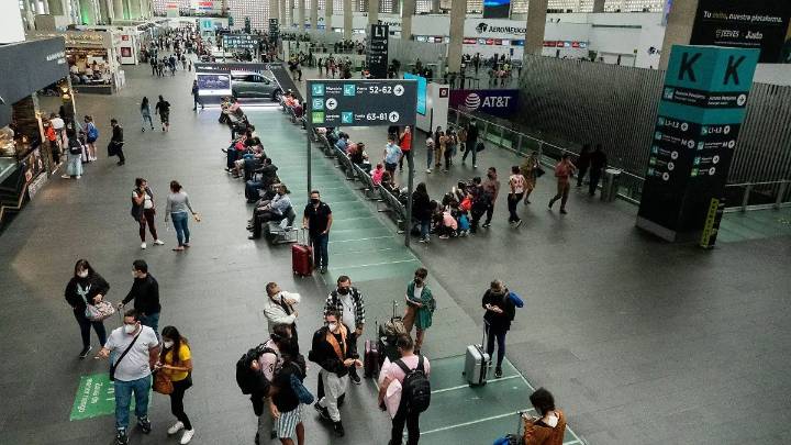 ¿Qué zonas del AICM no puedes tomar fotos y hasta te pueden multar?