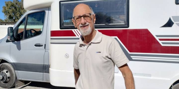 Ernesto Arriaga publicó un curioso video para anunciar una cirugía y al salir llevó tranquilidad: “Fiumm, fiumm”