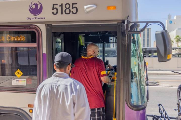 Center lane option chosen for Phoenix's 35th Avenue bus rapid transit route