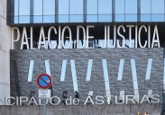 Afronta dos años de cárcel por una agresión racista en una panadería de Gijón