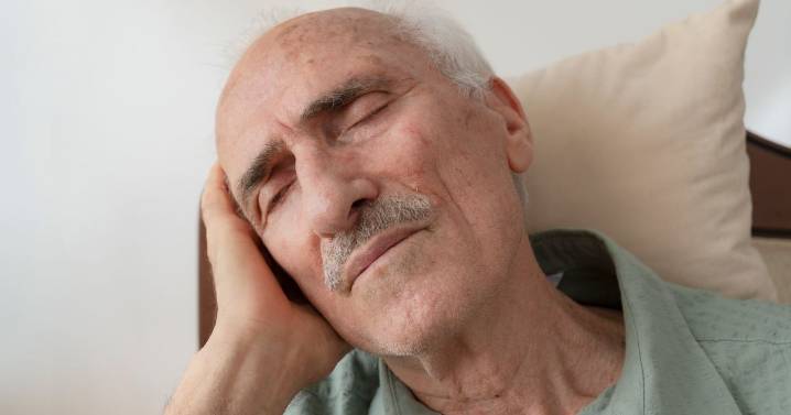 Dementia warning as risk '40pc higher' if you have this sleep problem says study