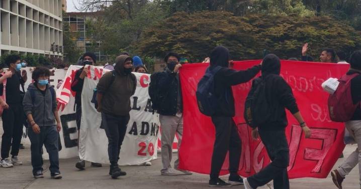 Estudiantes toman San Marcos en contra de la privatización de la universidad