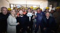 Kicillof recorrió una escuela especial en construcción en Lomas de Zamora, a horas del cierre de campaña