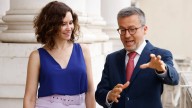 Ayuso viaja a Lisboa para apoyar al alcalde Carlos Moedas ante las próximas elecciones municipales
