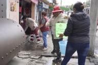 Tromba sorprende a habitantes de Tláhuac; hay viviendas y negocios inundados