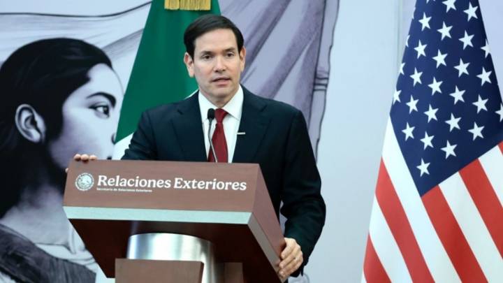 "En vez de interceptarlo, lo destruimos”: Marco Rubio asegura desde México que EU seguirá atacando cargamentos con droga