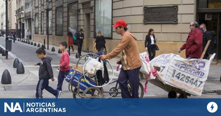 La UCA advierte que la baja de la pobreza está "sobrerrepresentada" y cuestiona la medición del Indec