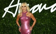 Versace envía mensaje de respeto y tristeza por la muerte de Giorgio Armani