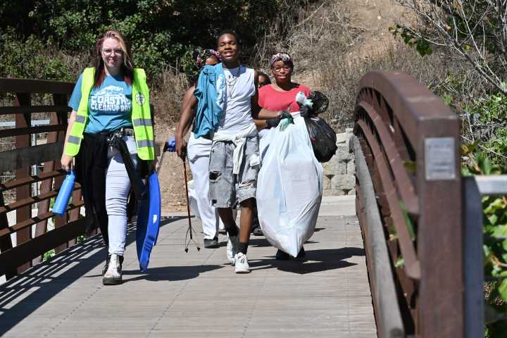 Community and Youth Join Forces to Keep Chollas Creek Beautiful