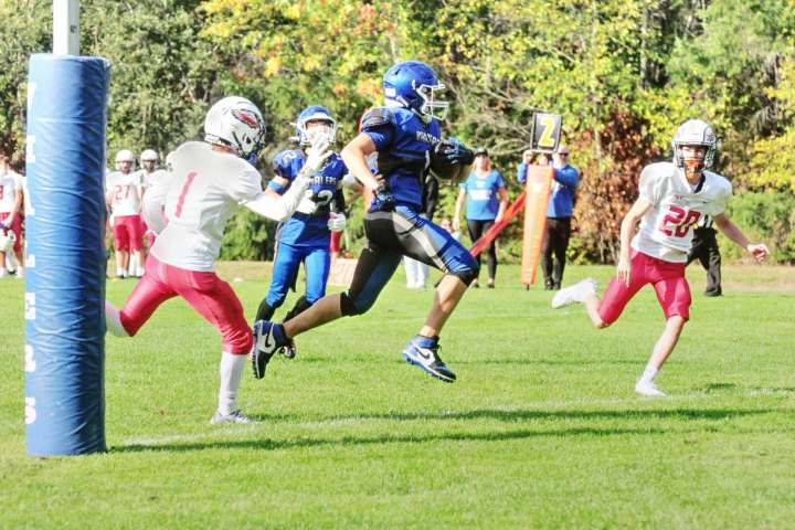 Ballenas Whalers crush Sullivan Heights 58-0 in high school football clash