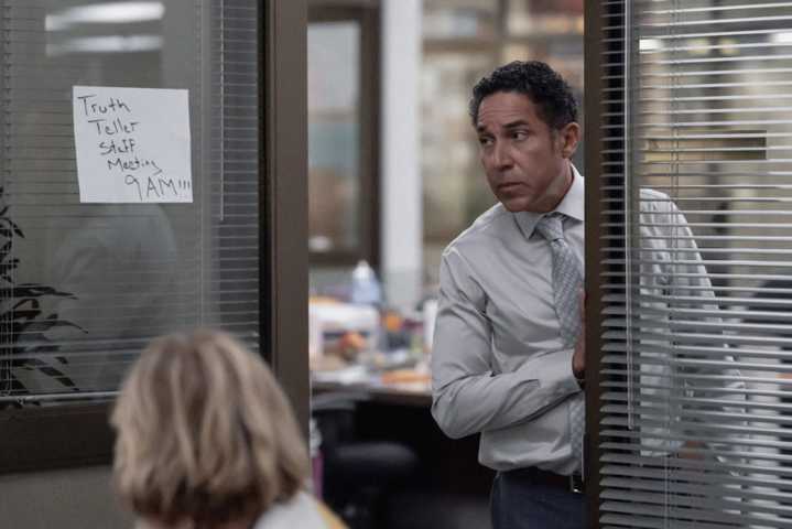 Review: ‘The Paper’ is a spot-on commentary about the sad state of American journalism. But you’ll laugh