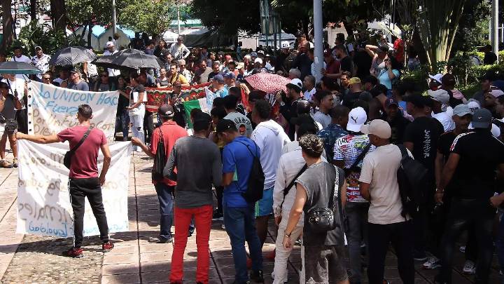 Migrantes alistan caravana de Chiapas a CDMX para exigir regularización de documentos