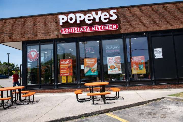 Popeyes franchisee loses restaurants after employees raise alarm about unpaid wages