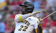 Piratas deja en blanco a Dodgers por 3-0 a base de jonrones