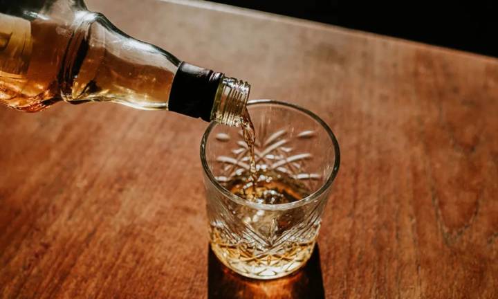 Moderate Alcohol Intake Linked to Higher Risk of Upper Aerodigestive Tract Cancer, Meta