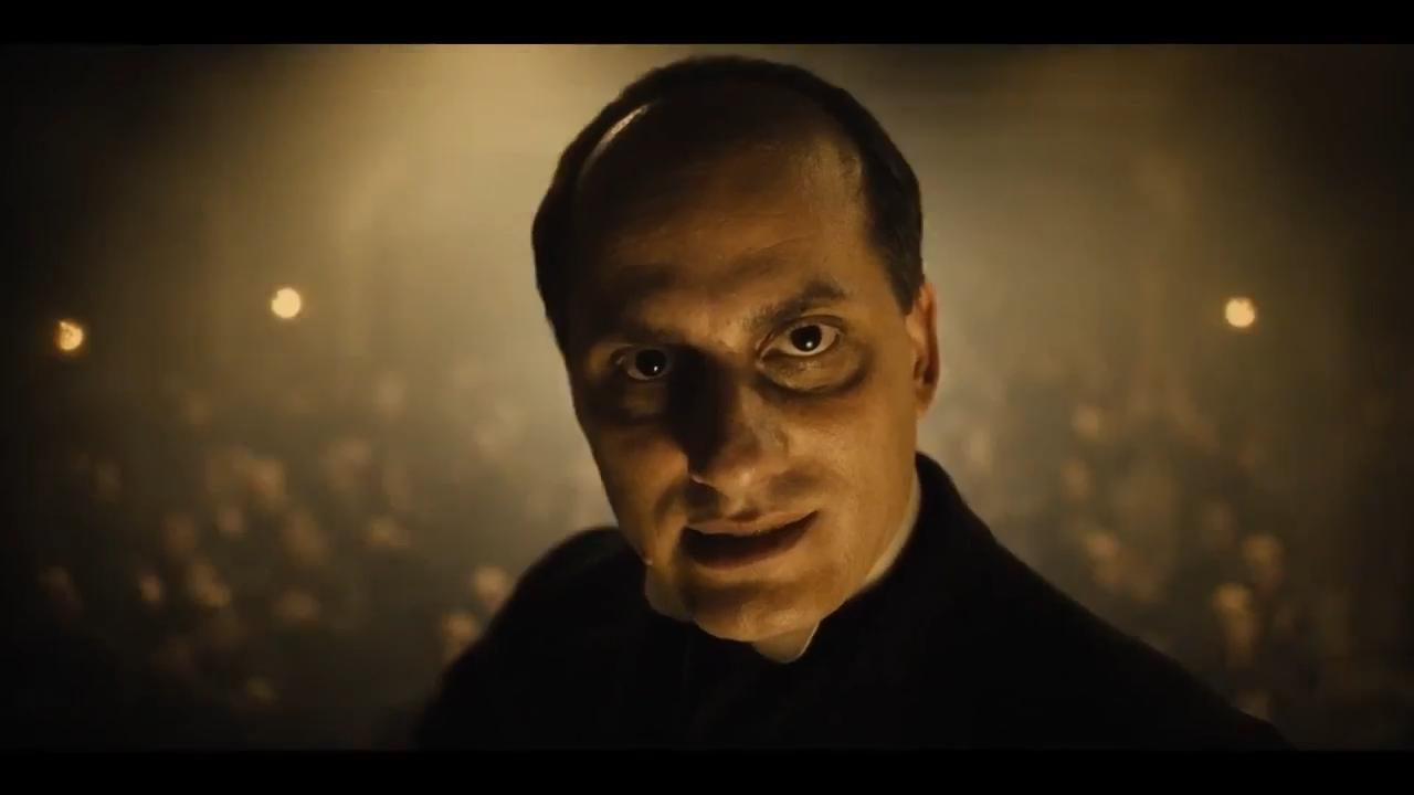 Director Joe Wright draws parallels between Mussolini's rise and modern politics in new series