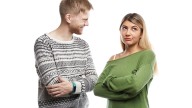 Cómo se comportan las personas que te tienen envidia, según la psicología