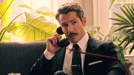 Pelayo hace una llamada urgente para evitar que Fina regrese a España y de repente… ¡aparece Manuela!, ¿lo habrá escuchado?