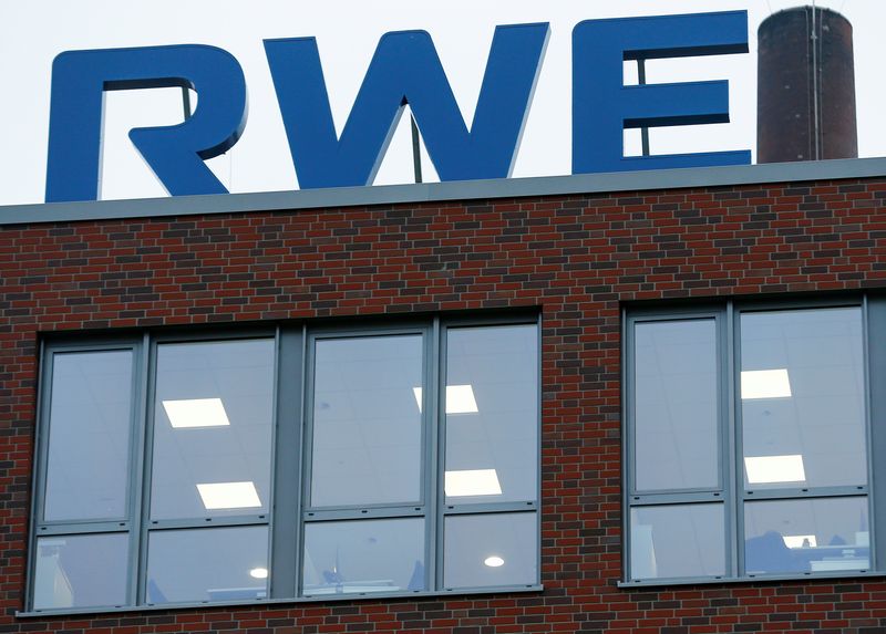 RWE taps into investor Apollo for 3.2 billion eur in grid funding