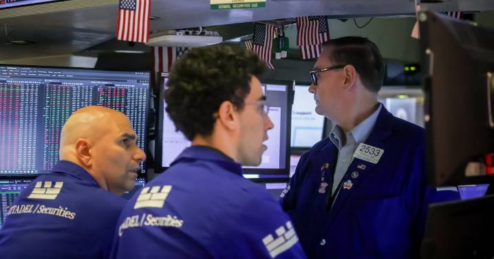 Powell enfría alzas del S&P 500, mientras el petróleo sube por tensiones con Rusia