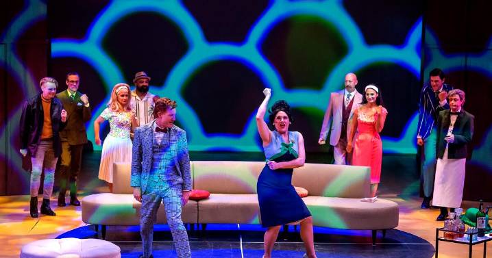 'One Man, Two Guvnors'  makes zany ensemble magic at A Noise Within in Pasadena
