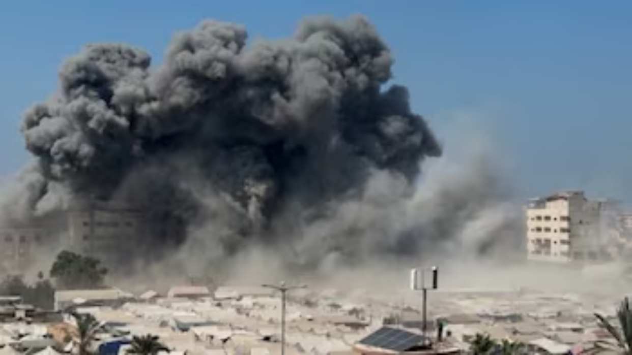 Israel bombardeó uno de los edificios señalados como centro de operaciones de Hamas en Ciudad de Gaza