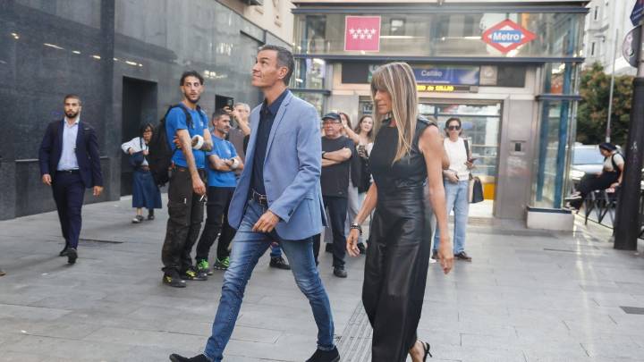 Pedro Sánchez y Begoña Gómez asisten al preestreno de 'El cautivo', de Amenábar