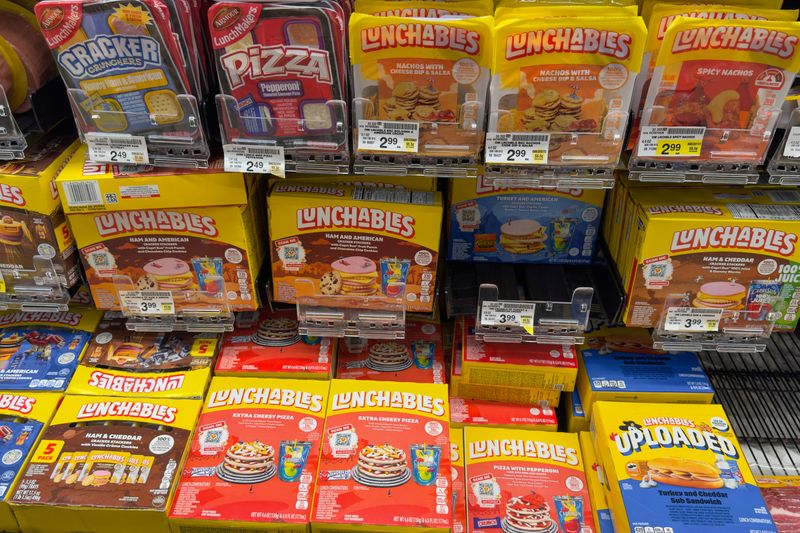 Kraft Heinz splits, unwinding merger that never paid off