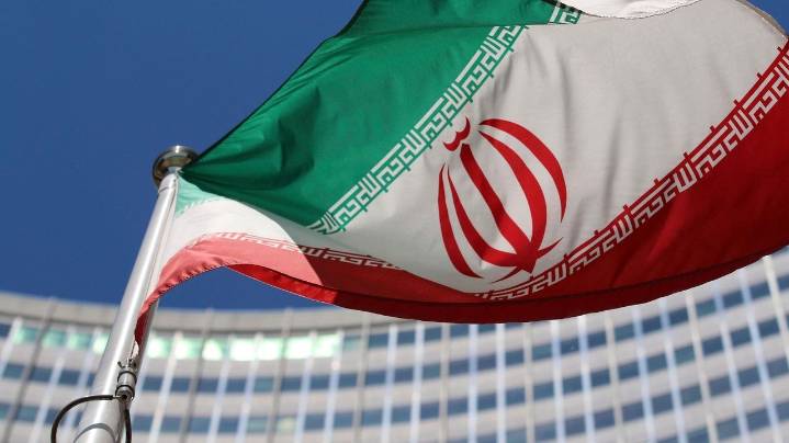 UN Security Council votes against lifting Iran 'snapback' sanctions ahead of deadline