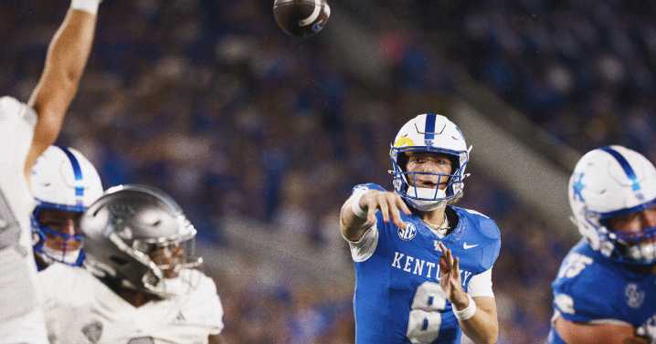 CRAWFORD | Kentucky finds a QB, but questions linger in 48-23 rout of Eastern Michigan