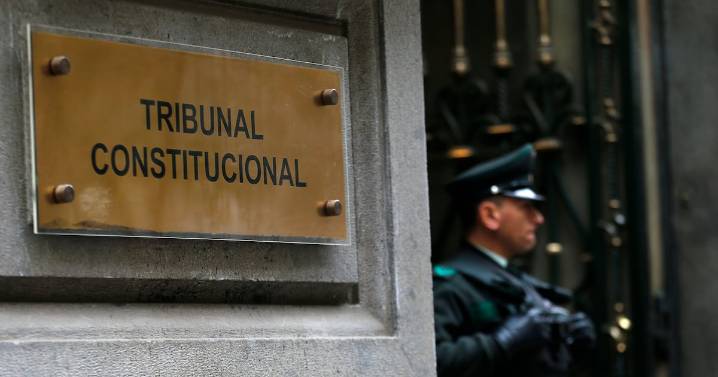 Notarios no se rinden: evalúan recurrir al TC de inaplicabilidad por jubilazo a los mayores de 75 años