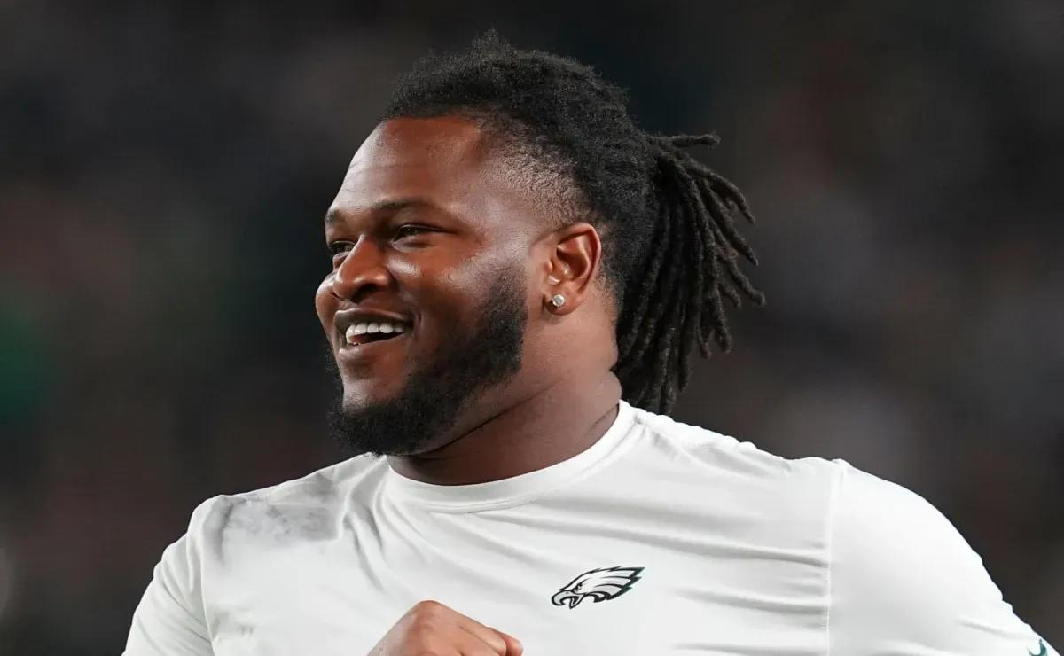 NFL hits Eagles’ Jalen Carter with hefty fine, though far less than for spitting incident