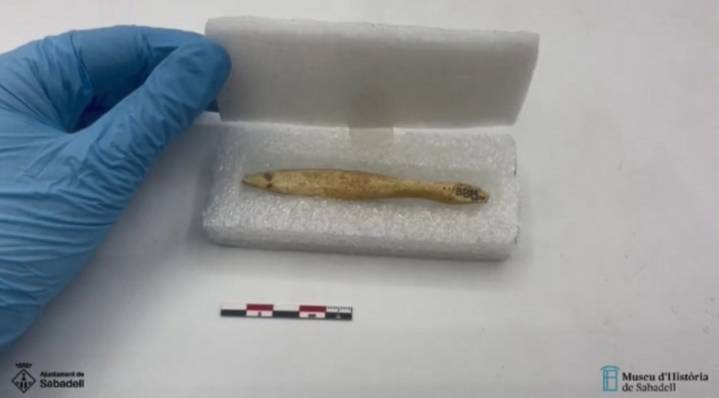 Identifican el objeto de marfil de hipopótamo más antiguo de la península ibérica