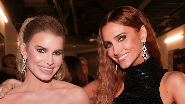 Inside sisters Jessica Simpson and Ashlee Simpson's tight
