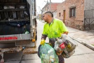 ¿Sacar o no la basura? Así serán los servicios municipales por el fin de semana largo
