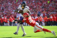 Ravens lose Lamar Jackson to injury in 37