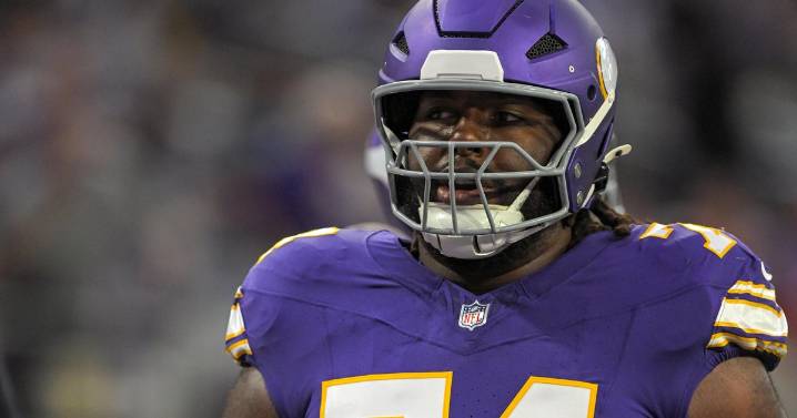 Minnesota Vikings' rookie guard Donovan Jackson to miss time after wrist surgery