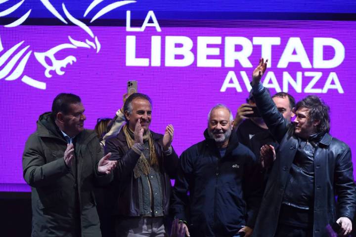 Rumbo a octubre. Estalla la pelea facciosa en LLA y los “ganadores” exigen protagonismo para evitar más fuga de votos