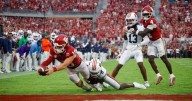 Oklahoma football’s John Mateer injures right hand, could miss Texas game and beyond with Wednesday surgery