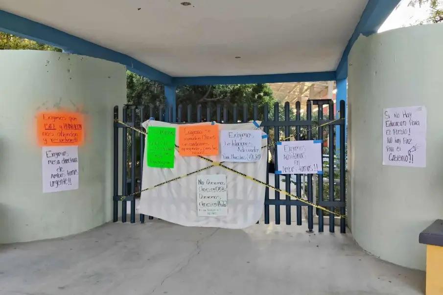 ISIFE concluye obra eléctrica en escuela, pero CFE no realiza conexión y alumnos siguen sin ...