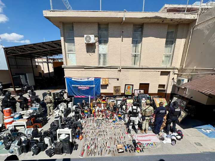 El cateo al Cereso 3 y su inventario insólito: hallan bicis, joyas y hasta un baumanómetro