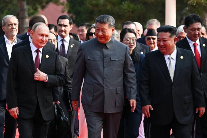 “Vivir hasta 150 años”: micrófono abierto captó a Putin y Xi Jinping charlando sobre...