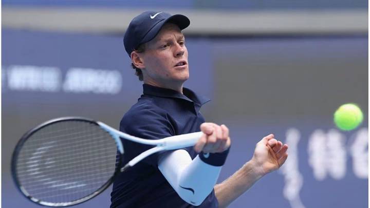 Sinner venció a Marozsan y llegó a las semifinales del ATP de Beijing