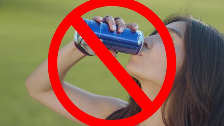 ¿Prohibirán la venta de bebidas energéticas a menores en México?
