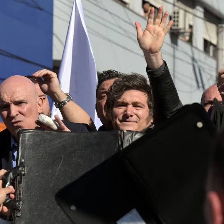 El sprint final menos deseado y un escenario muy incierto para el Gobierno en el cierre de la campaña bonaerense