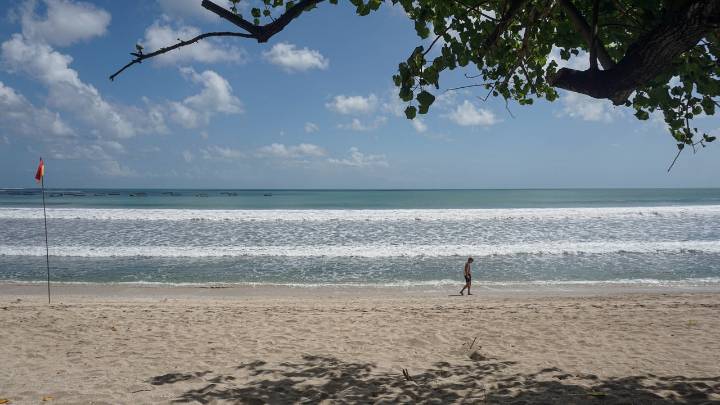Un turista británico desaparece en Bali tras ignorar las advertencias y nadar en una playa prohibida