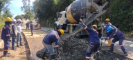 Rehabilitan vía clave en Nariño: compactación en El Espino